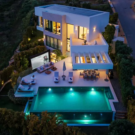 Vacation Marbella I Glamour, Brand-new 4br, Private Infinity Pool, Open Air Cinema, Sea View, Gated Security, Minutes To Golden Mile, *